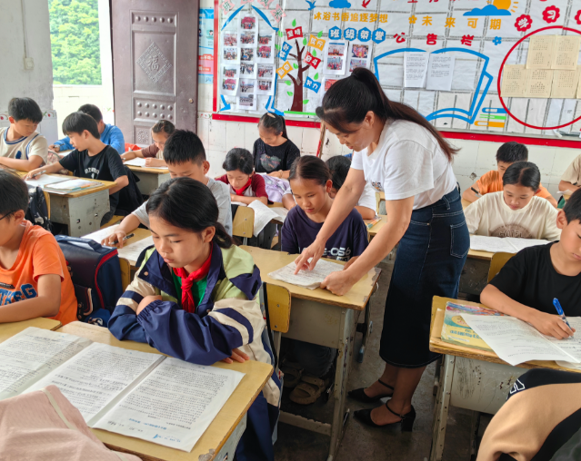 最大化資源輻射價(jià)值讓每一位教師都能找到適合自身的發(fā)展路徑